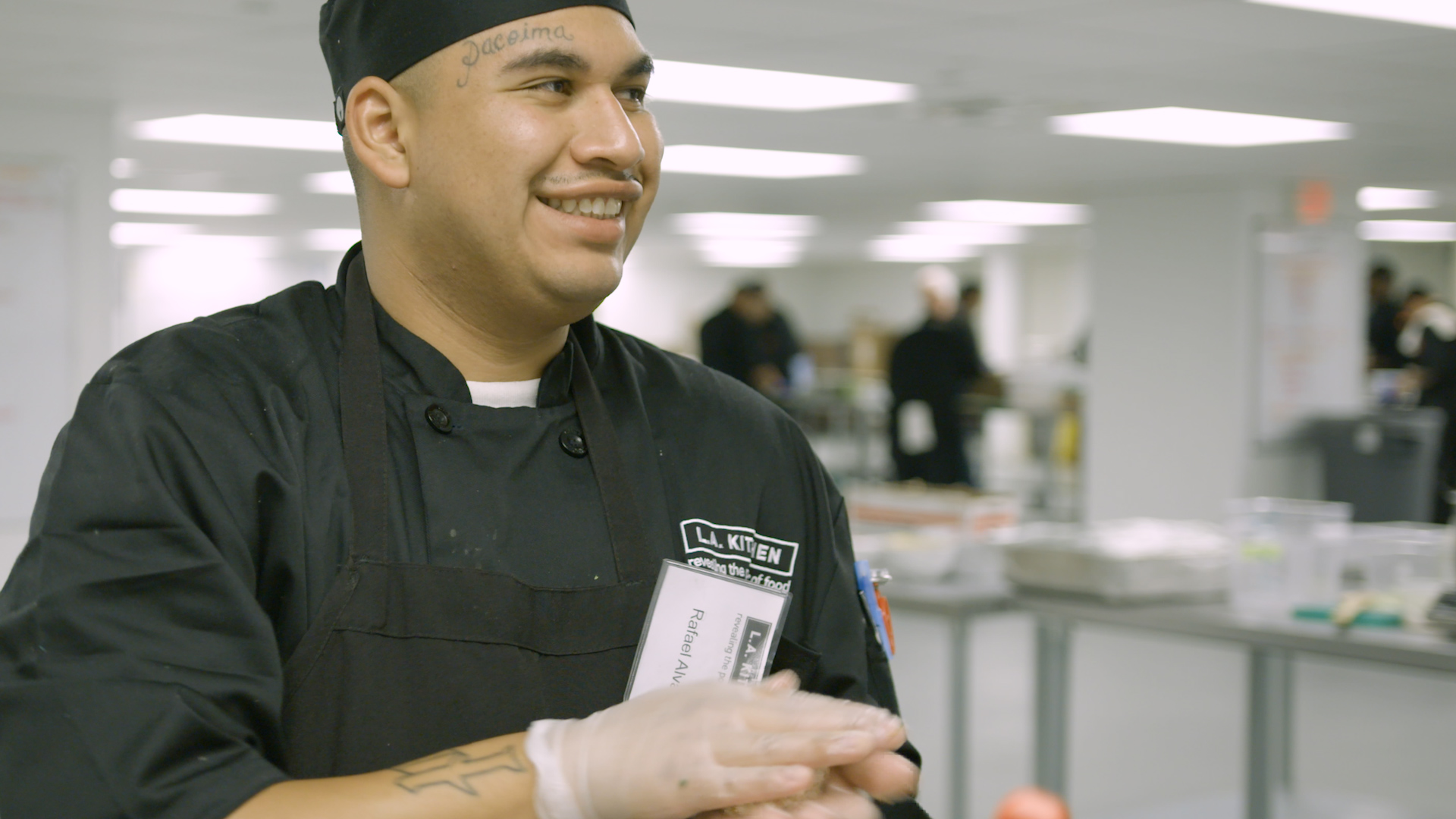 an LA Kitchen student smiling.
